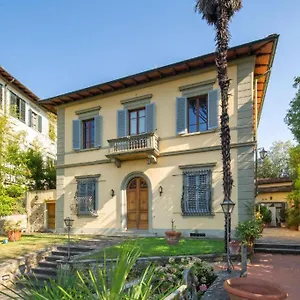 Lia - In With Private Garden And Pool Florence